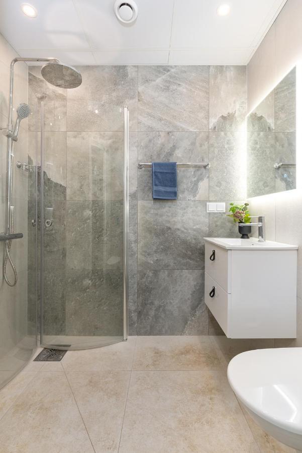 Kalevi City Center Apartment Tartu Buitenkant foto